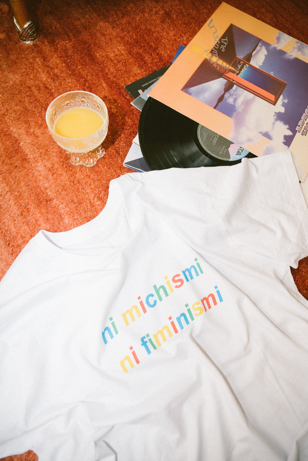 Camiseta Multicolor NI MICHISMI NI FIMINISMI